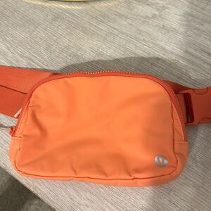Lululemon belt bag